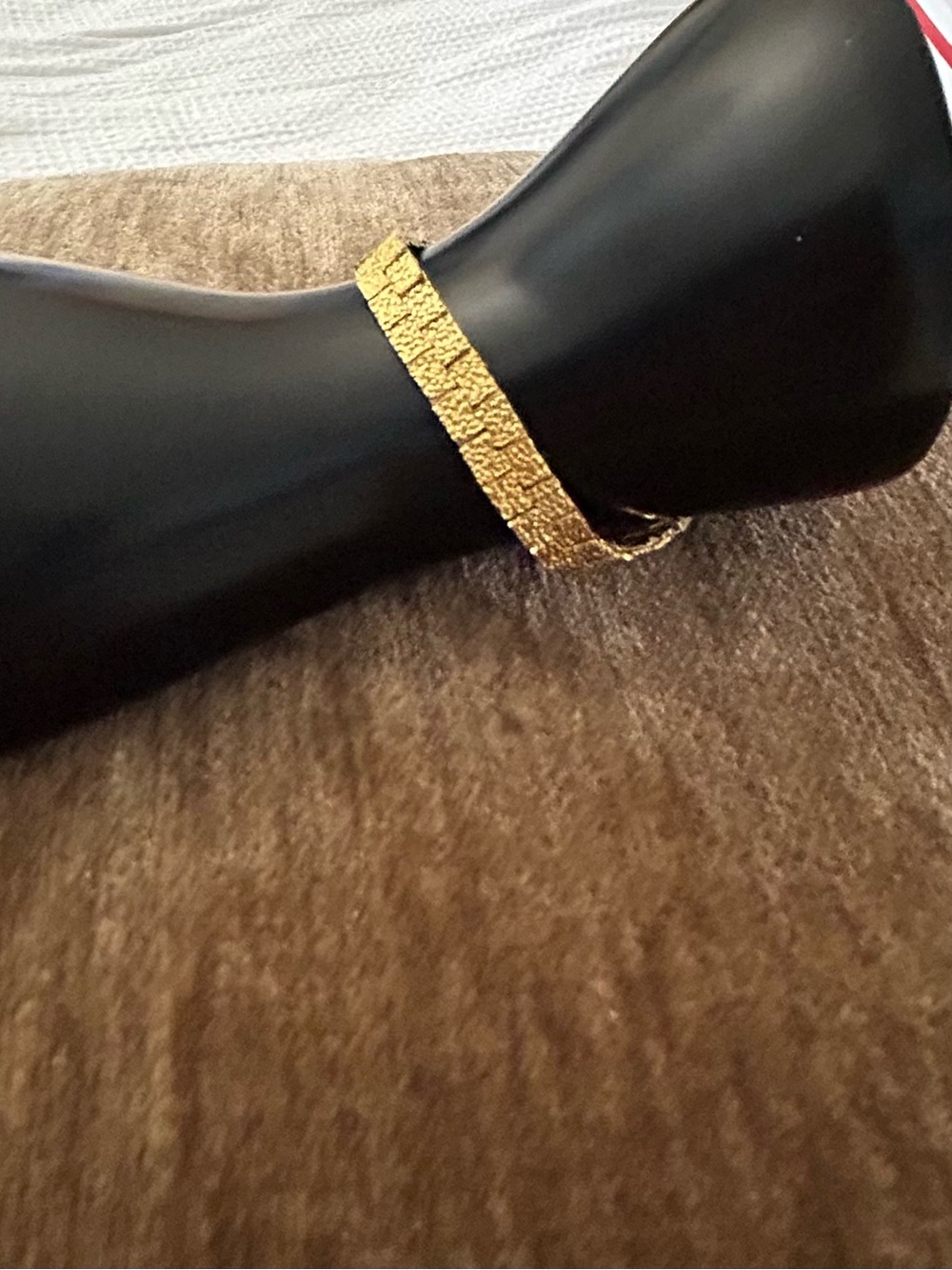 Vintage Gold Textured Bangle Bracelet